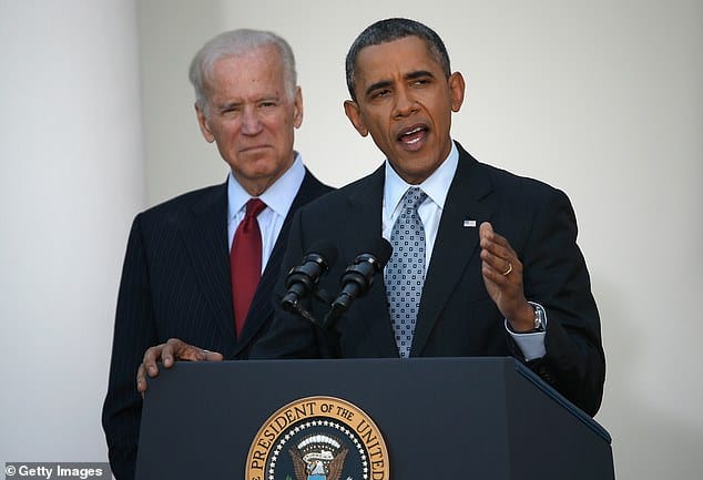 Ancien président américain Barack Obama en 2014. Shy a travaillé pour la Maison Blanche sous le président Barack Obama. La police du Bedfordshire a arrêté Shy en février et a depuis été accusée d'infractions sexuelles sur des enfants.