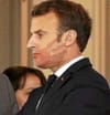 Macron humilié : sa femme le corrige, l’Europe se moque !