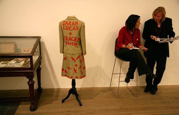 sarah-lucas_1491721i