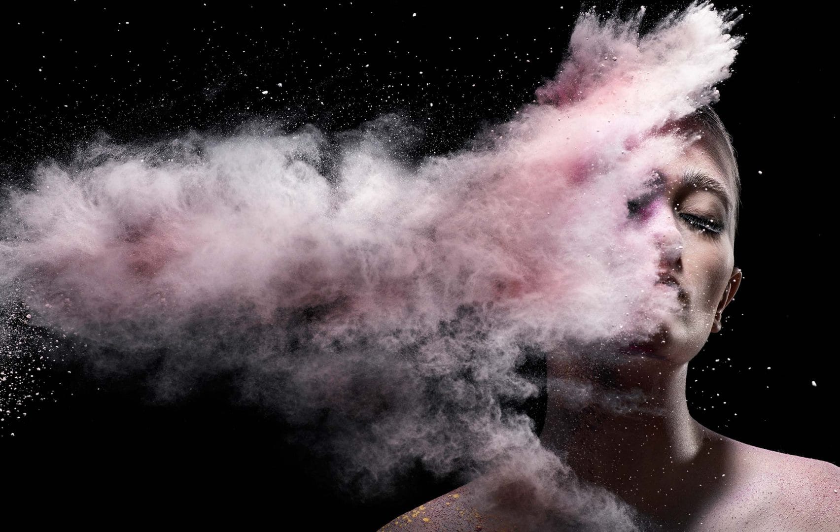 TUSH_EXPLODING-MAKE-UP_2008_IAIN-CRAWFORD02