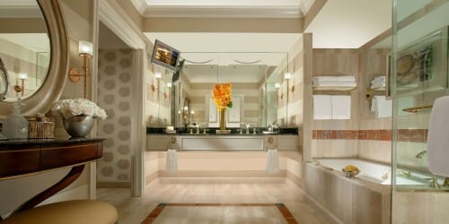 VenBathroom01-3000x1500