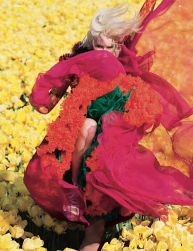 Viviane_Sassen3-600x782