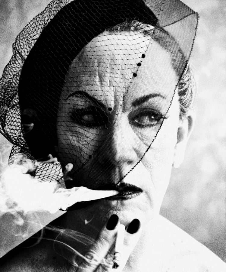 William_Klein_Smoke_and_Veil_Paris_Vogue_1958_2014
