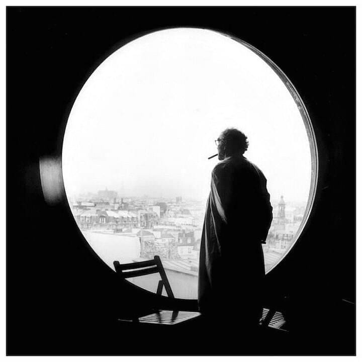 Jean-Luc Godard // "Pourquoi faut-il parler ? Souvent il ne faut pas parler, mais vivre en silence. Plus on parle, moins les mots ont de sens."